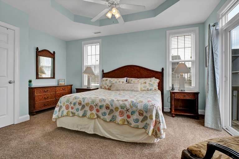 Second Floor King Bedroom