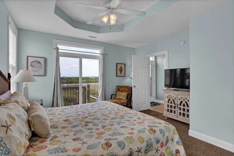 Second Floor King Bedroom