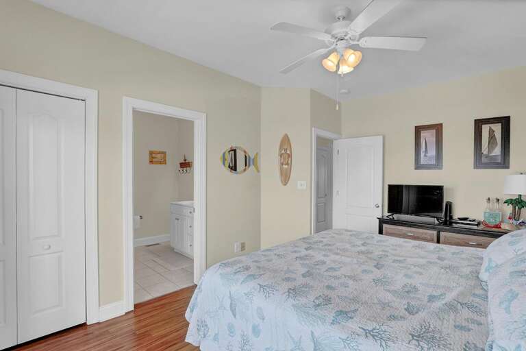Downstairs Primary Bedroom (2)