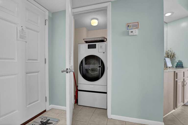 Laundry Area / Entryway