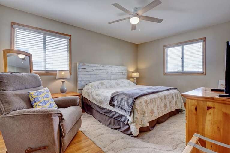 Downstairs King Bedroom