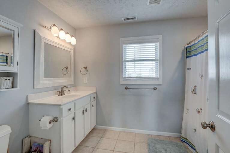 Bathroom 3 - Top Floor