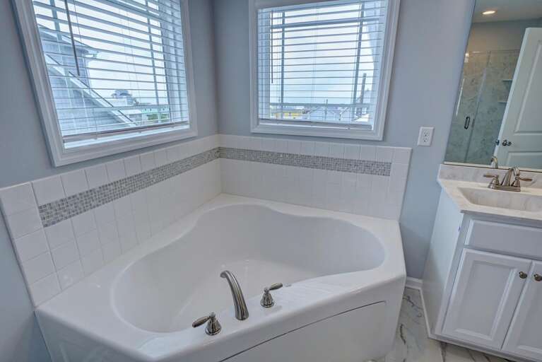 3rd floor master bath 3rd floor master bath