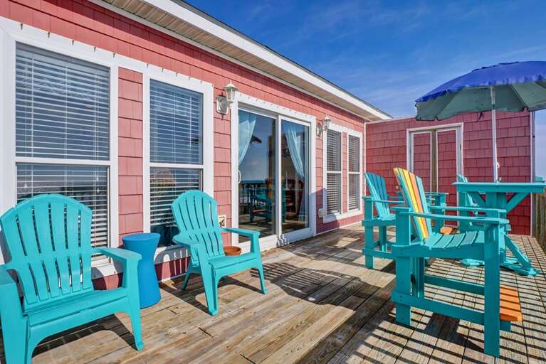 Upper Level Deck (2)