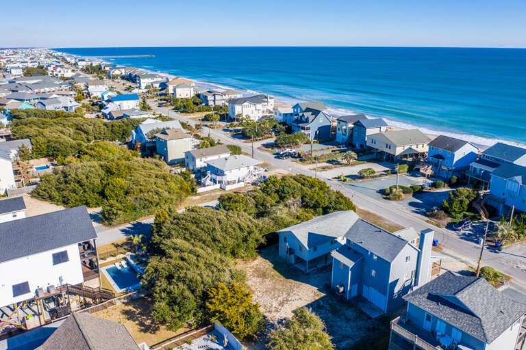 Aerial View (12) Aerial View (12)