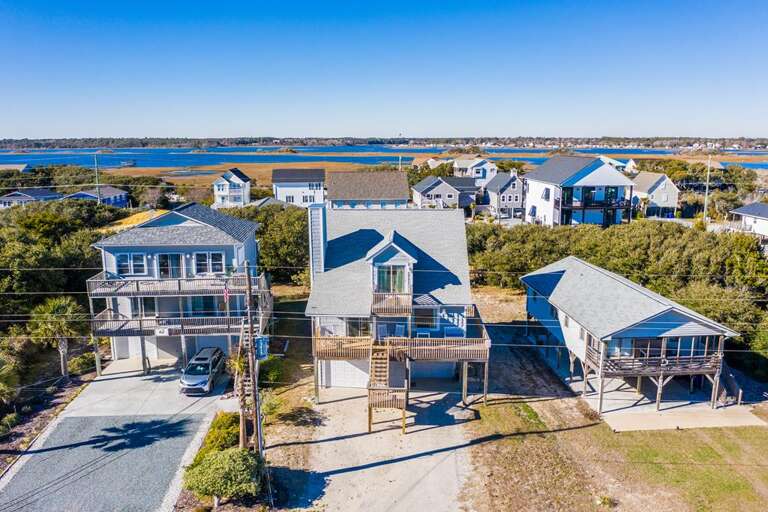 Aerial View (7) Aerial View (7)