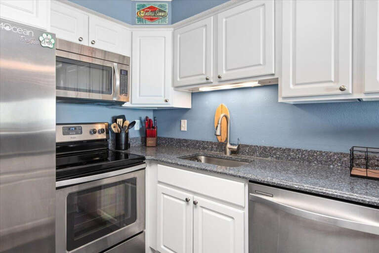 09-Salty+Sands+I+302+9.jpg 09-Salty+Sands+I+302+9.jpg