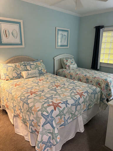 IMG_2099.jpg IMG_2099.jpg