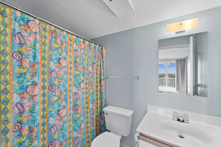 17-109 Caroline St Unit 205-17.jpg