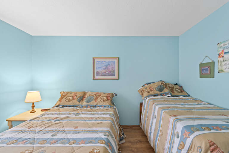 20-109 Caroline St Unit 205-20.jpg