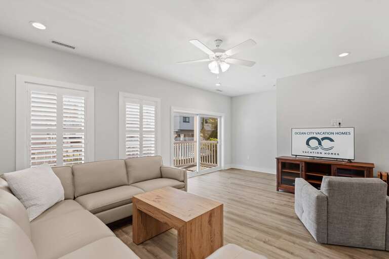 8240 Wilmington Ln | Family Townhome | Steps to the Beach