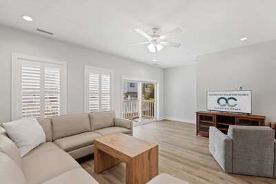 8240 Wilmington Ln | Family Townhome | Steps to the Beach