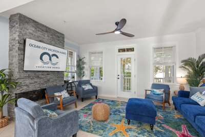 27 Island Edge - Sunset Island  Family Luxury Townhome