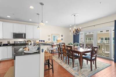 Broad Marsh 110E | Large Family Townhome with Pool