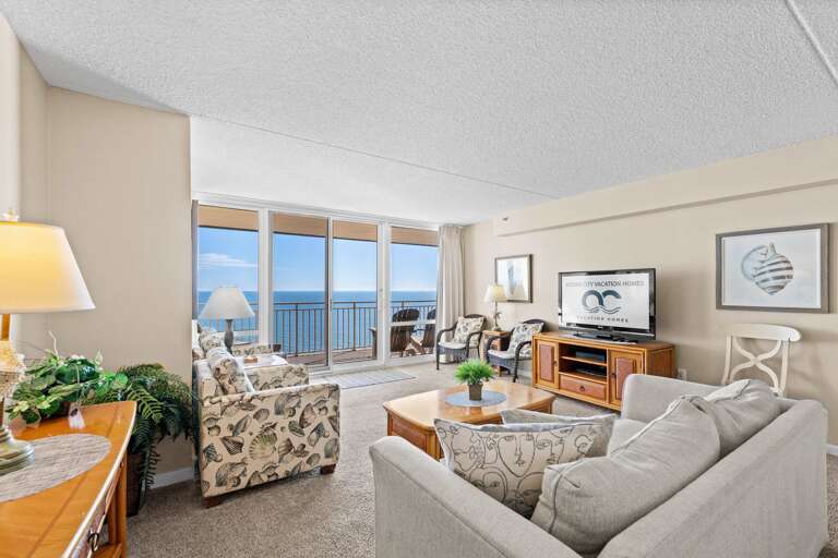 Carousel 2202 | Pools • Ice Rink • Arcade • Gym |