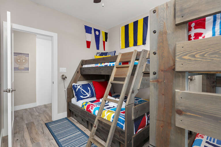 The kids will love this colorful bunk bedroom!