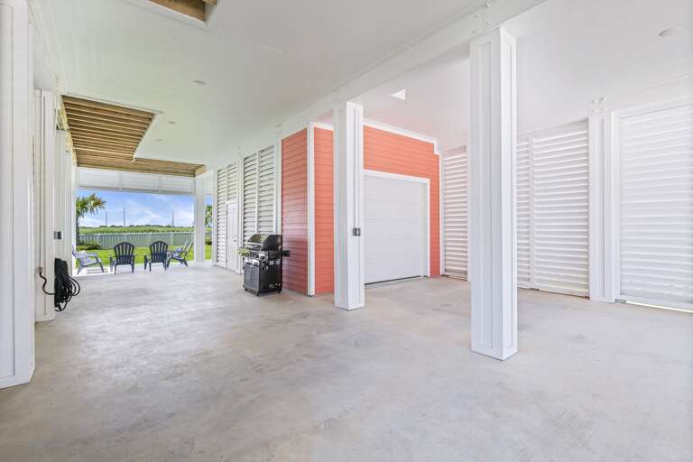 Carport and outdoor space!