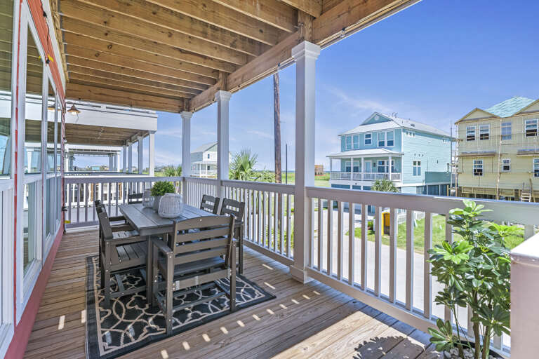 Outdoor dining table for 6