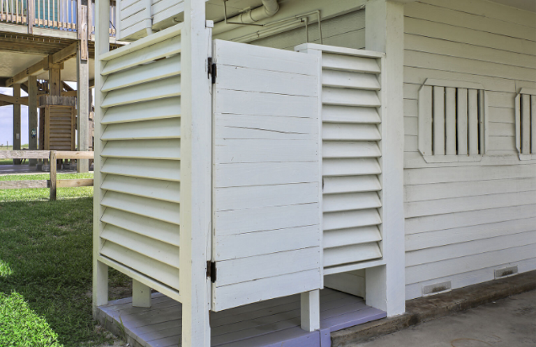 This home comes with an outdoor shower so you can rinse off after a fun day of beach adventure!