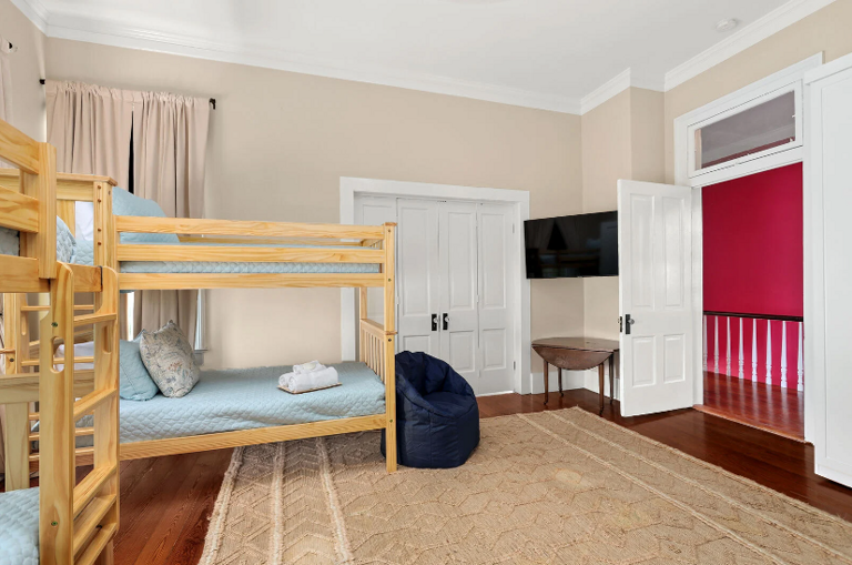 With streaming TV With streaming TV