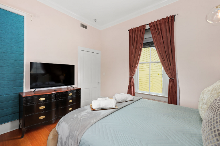 With streaming TV With streaming TV