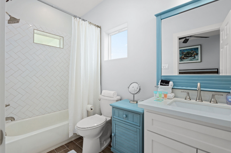 Beautiful coastal colors throughout