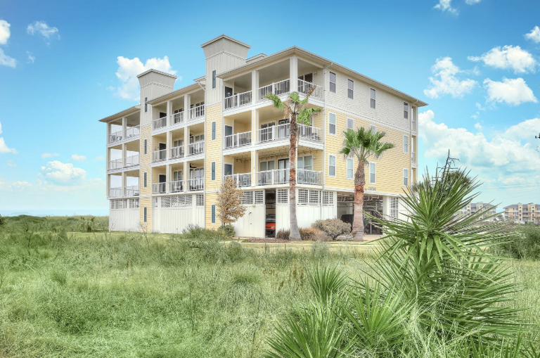 Beautiful Pointe West Resort, Townhomes