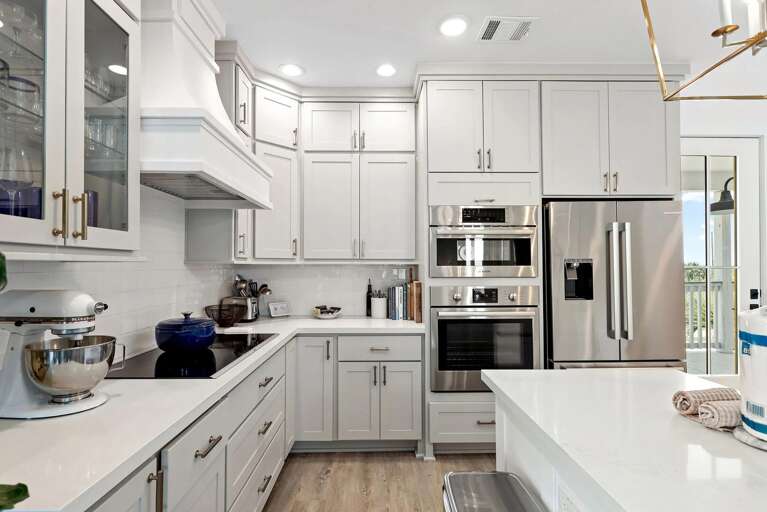 Fully equipped kitchen