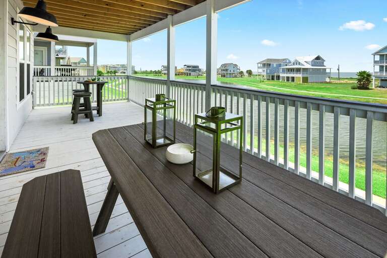 Lots of great space to gather and make memories with family and friends.