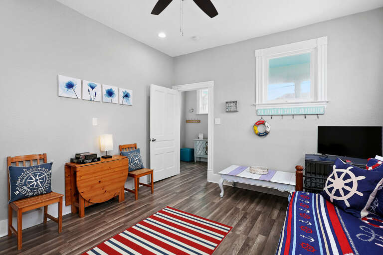 Downstairs Bedroom #1
Trundle Bed with two separate twin mattresses!