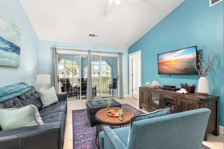 Dawn 532 Living Area