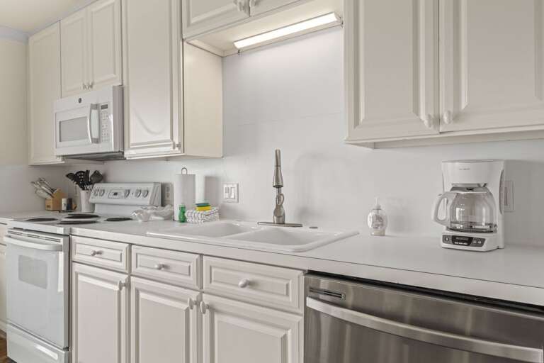 Kitchen with plenty of space!