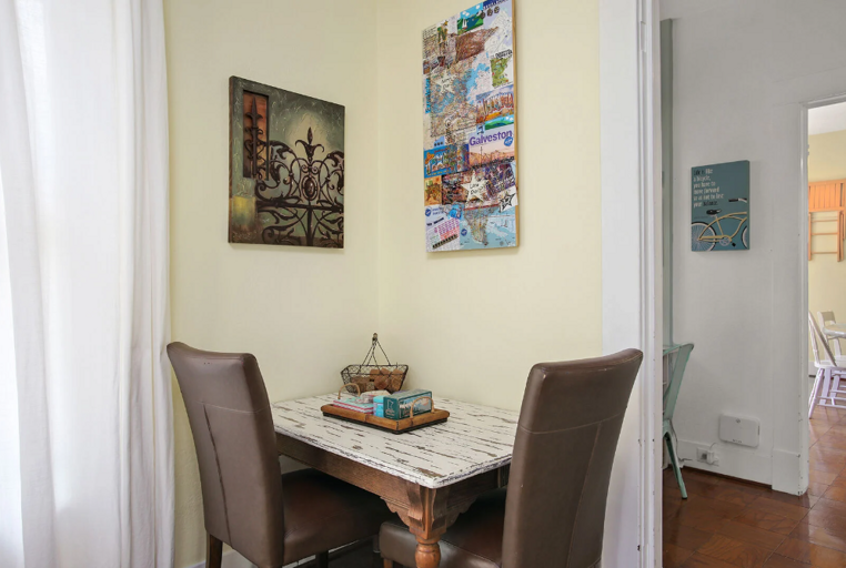 Great place for the kids to sit and play a game of which this house has many!  This is in a nook off living room. Great place for the kids to sit and play a game of which this house has many!  This is in a nook off living room.
