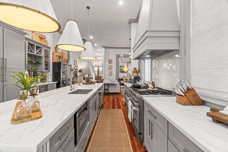 Beautiful, open concept, gourmet kitchen Beautiful, open concept, gourmet kitchen