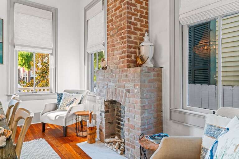 Fireplace and seating in the dining room! Perfect for the holidays. Fireplace and seating in the dining room! Perfect for the holidays.