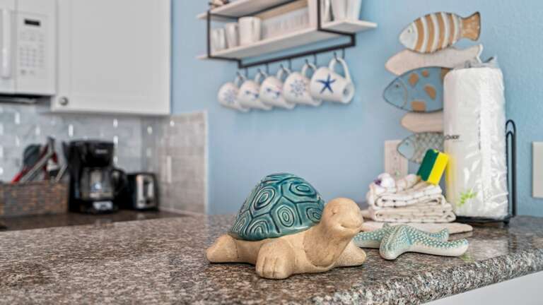 Intricate details and decor throughout! Intricate details and decor throughout!