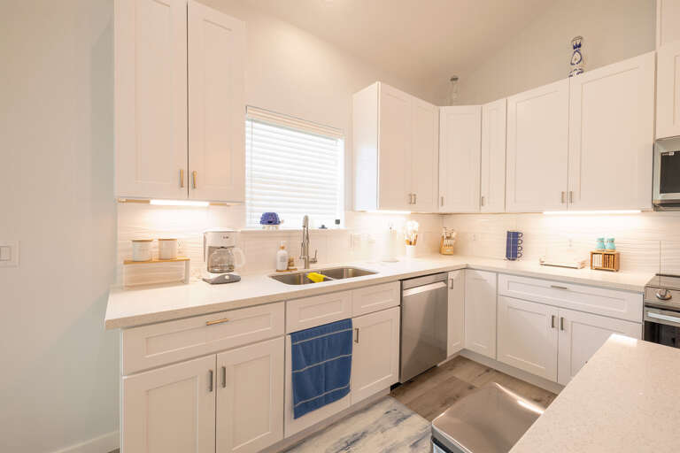  ️ A kitchen that's not just perfect, but a chef's dream come true.  ‍ ✨