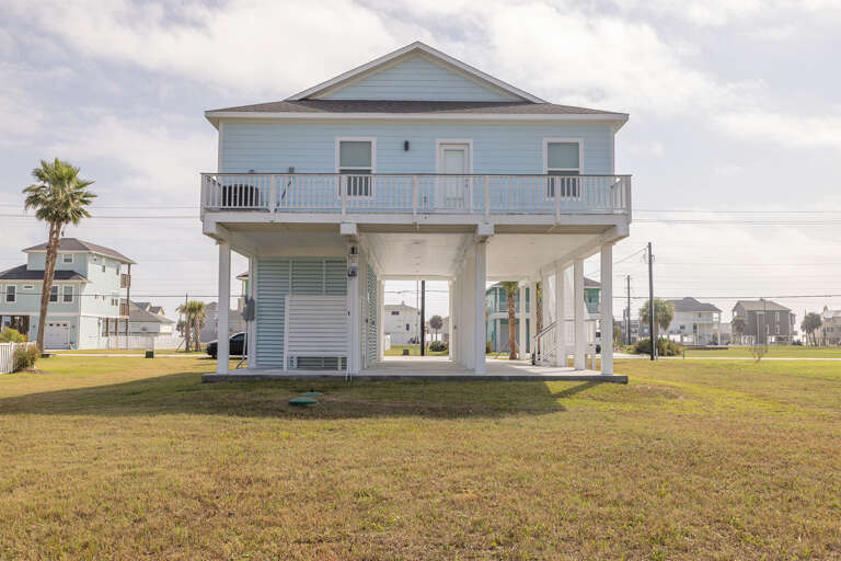   Let the relaxation and adventure begin in your beautiful vacation home.  ️ 