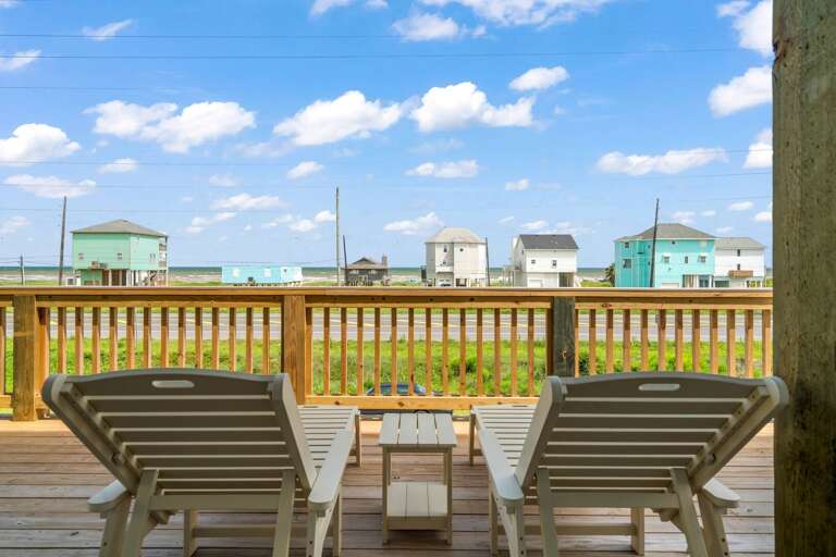 Lounge and sunbathe on the patio!
