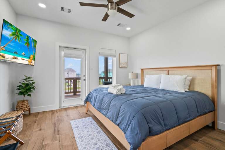 Second Primary Bedroom with King size bed