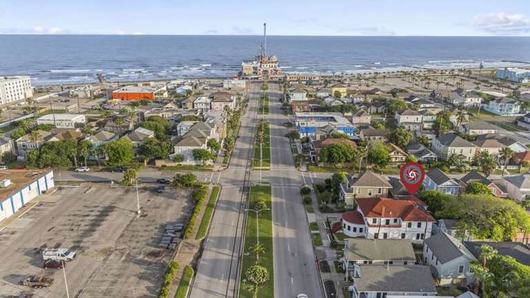 Perfectly Located! Perfectly Located!