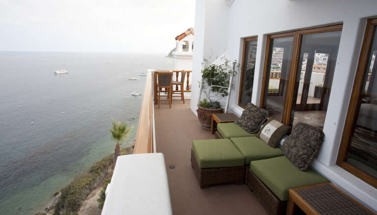 Wrap around balcony Wrap around balcony