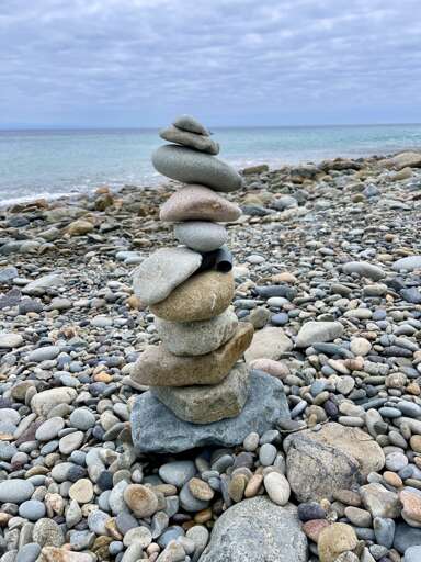 Build sculptures at the ocean and make memories Build sculptures at the ocean and make memories