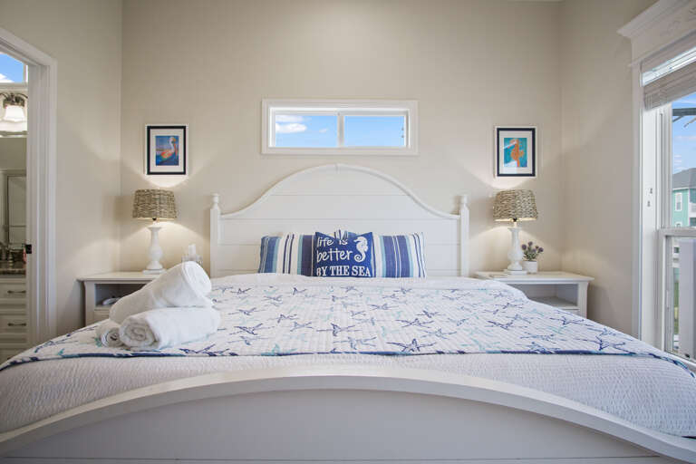 King size bed with private bathroom, smart TV and Xbox gaming system.