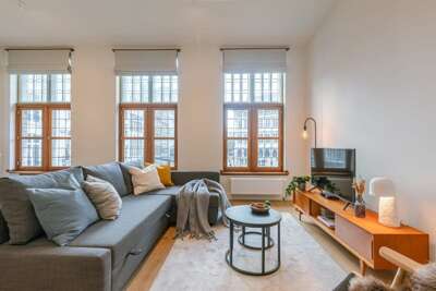 Huswell - Modern apartment located at Main Square