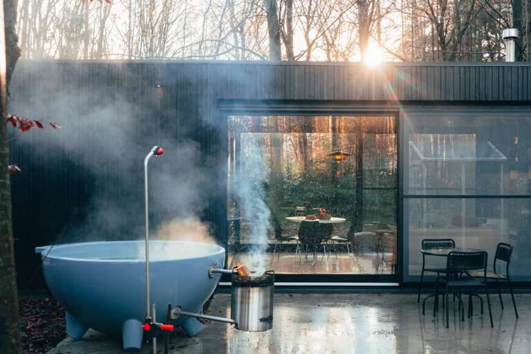Huswell - Cozy Forest Cabinet with Private Hot Tub Huswell - Cozy Forest Cabinet with Private Hot Tub