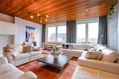 Huswell - Spacious Vacation Home for 12 Guests in Westende Huswell - Spacious Vacation Home for 12 Guests in Westende