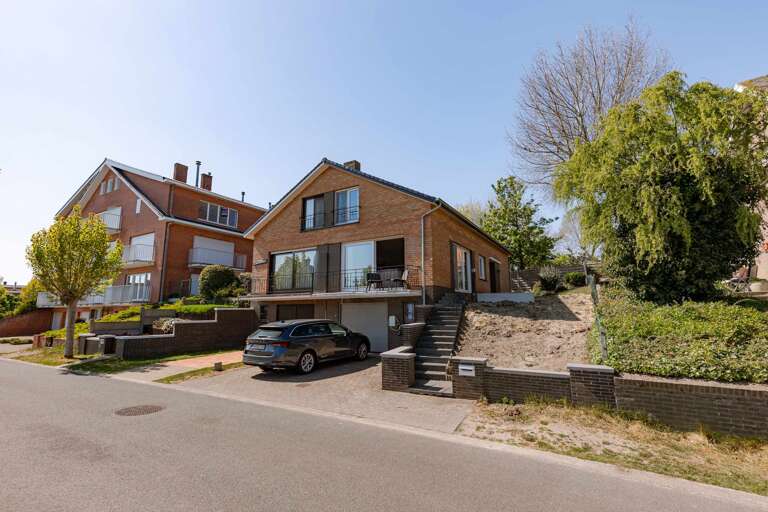 Huswell - Villa Near Beach with Double Parking Huswell - Villa Near Beach with Double Parking