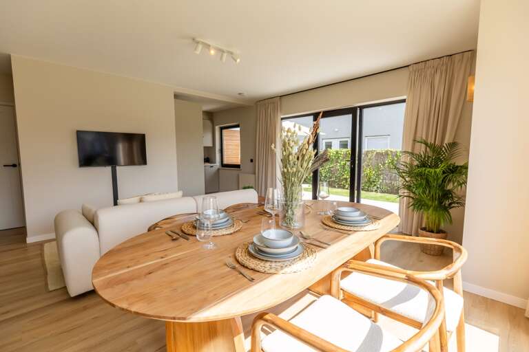 Huswell - Charming Apartment with Garden & Parking Huswell - Charming Apartment with Garden & Parking