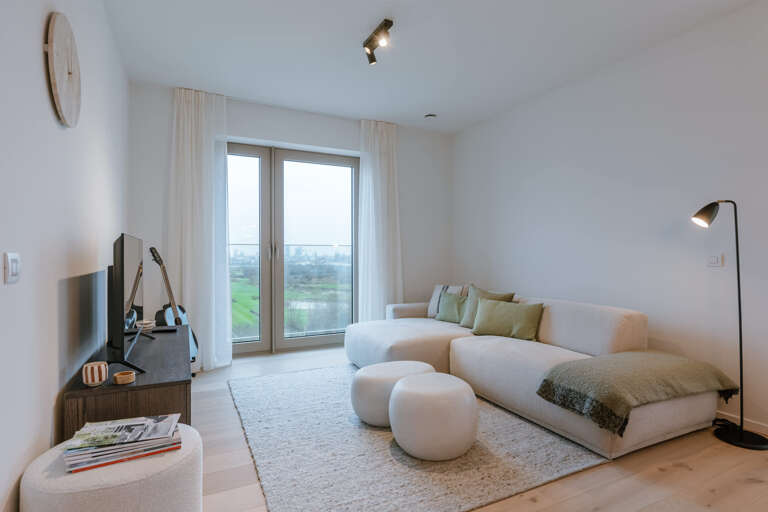 Light-filled apartment with parking and EV Charger